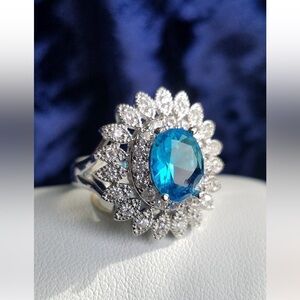 Swarovski Elements 925 Sterling Silver Aquamarine Blue Flower Ring NEW